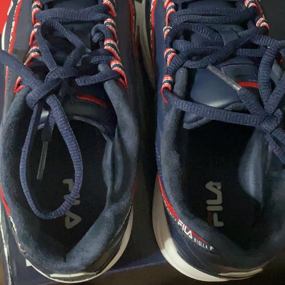 Filas - Picture 4 of 4